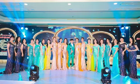 Dàn thí sinh lộng lẫy với trang phục dạ hội của NTK Tommy Nguyễn tại bán kết Hoa hậu Doanh nhân Đất Việt 2023
